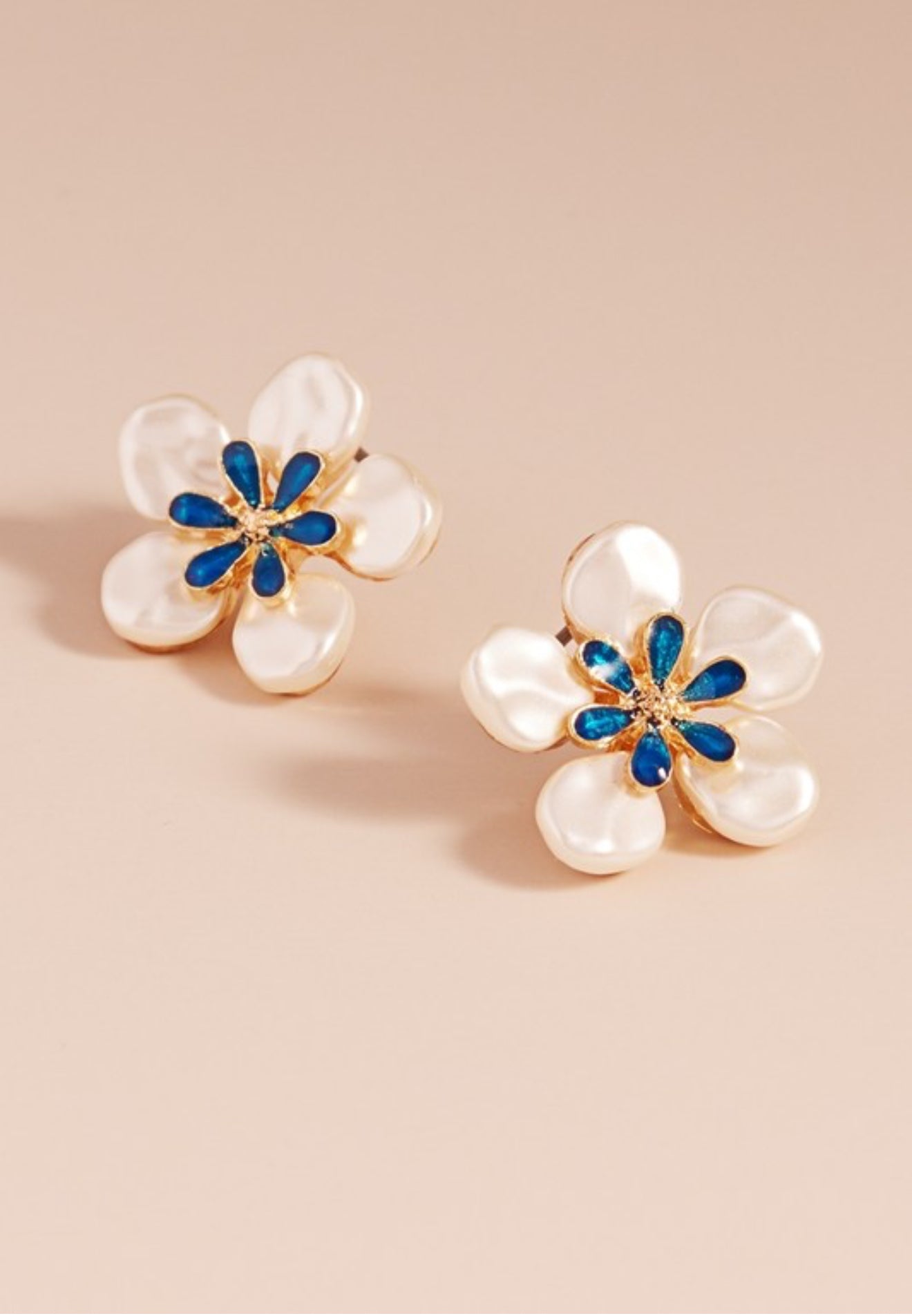 Flower Pearl Earrings