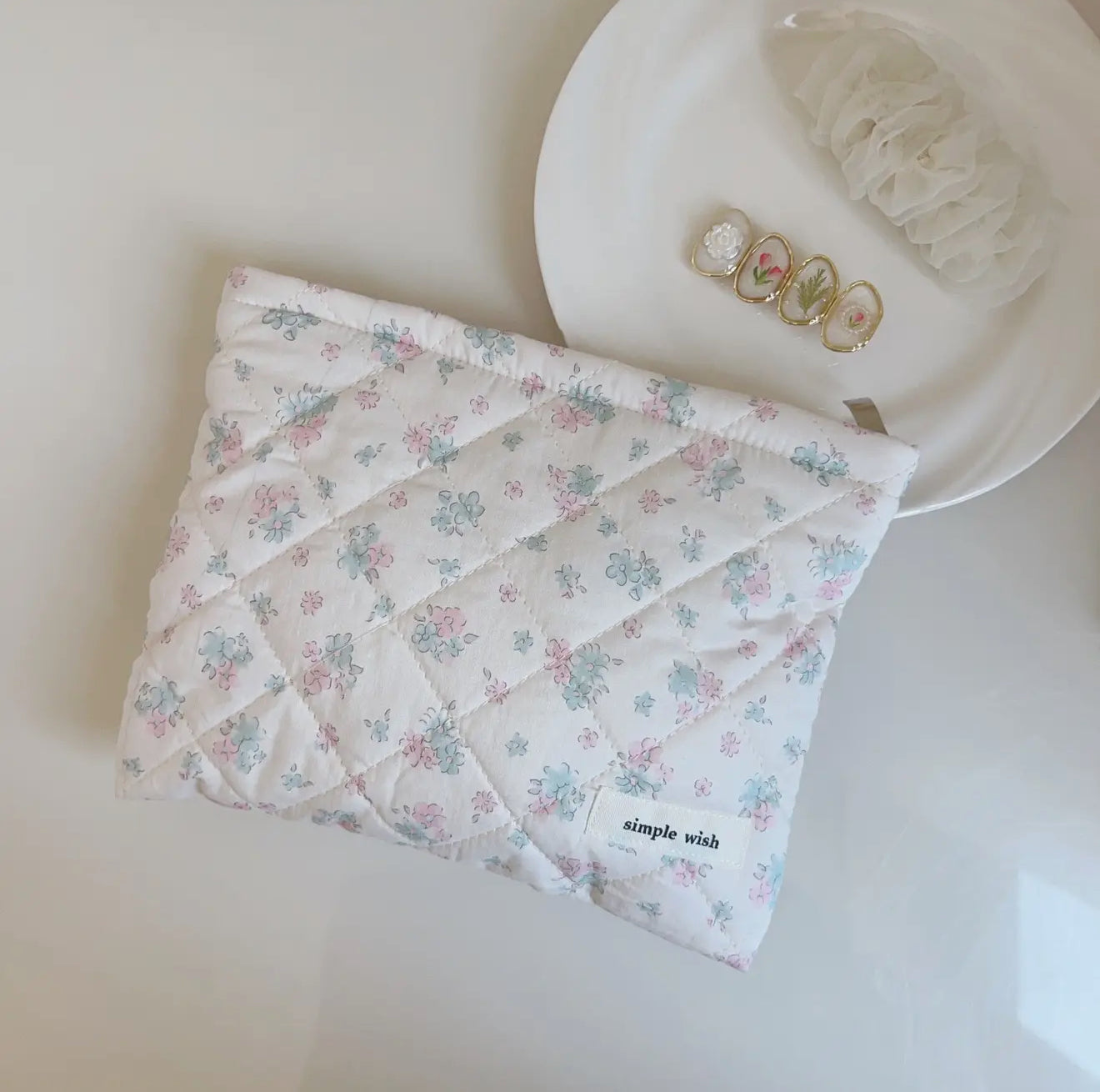 Small Quilted Zipper Bag
