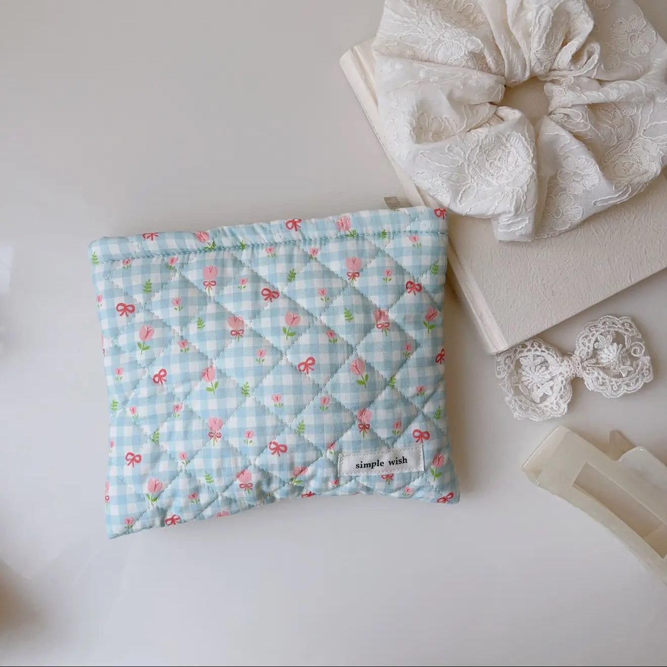 Small Quilted Zipper Bag